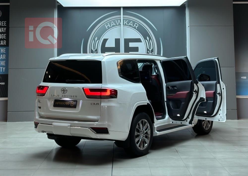 تويوتا لاندكروزر